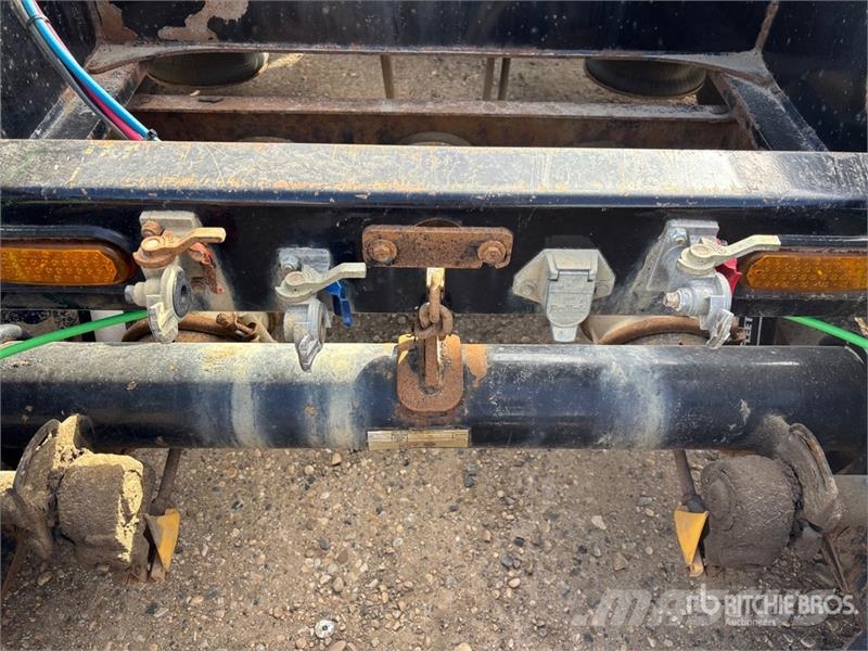 Centreline Shallow Drop 55T Tri/A Lowboy Trailer Mélybölcsős