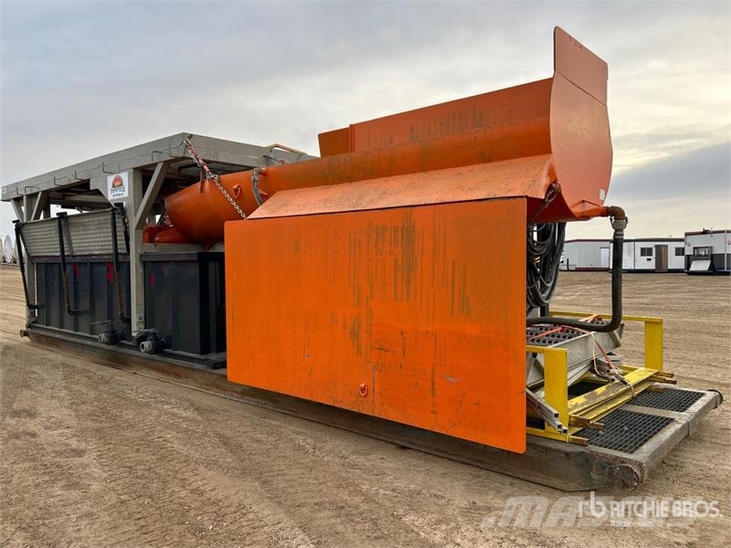 Centrifuge Stand w/ Built in Bucket Feed System Öl- und Gasbohrgeräte