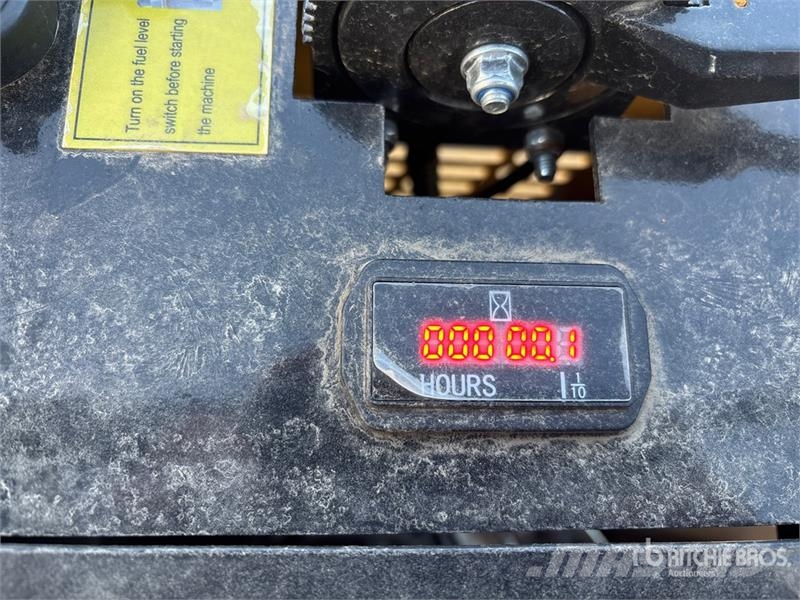 CFG H13R Mini Excavator (Unused) Mini rýpadlá < 7t