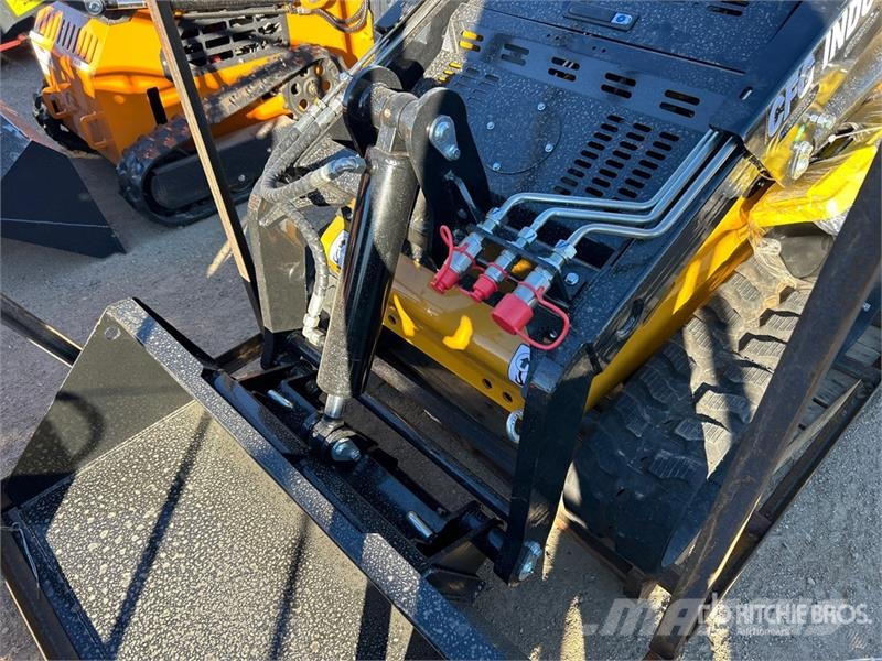CFG KJT27 Mini Compact Track Loader (Unused) لوادر انزلاقية التوجيه