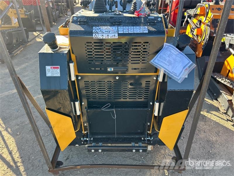 CFG KJT27 Mini Compact Track Loader (Unused) لوادر انزلاقية التوجيه