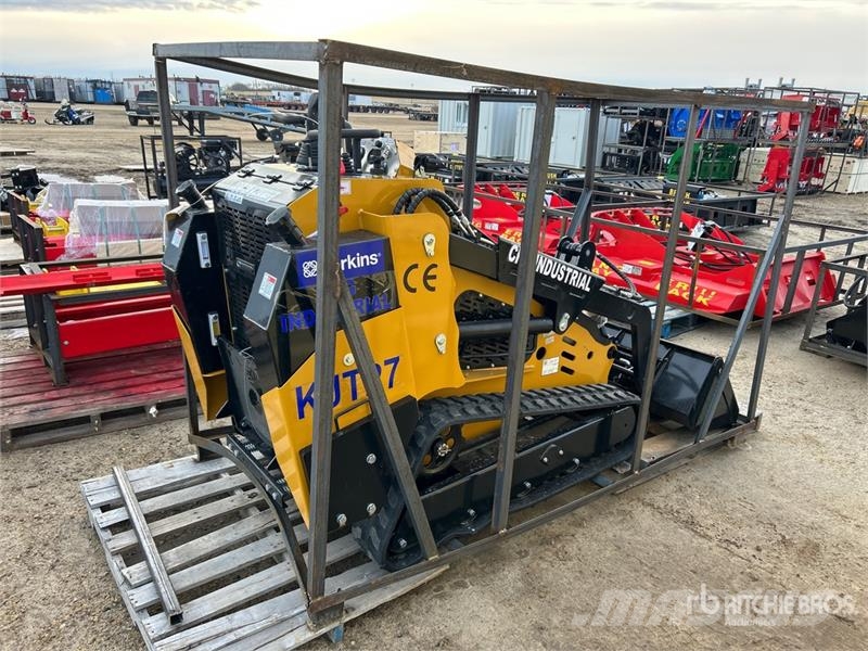 CFG KJT27 Mini Compact Track Loader (Unused) لوادر انزلاقية التوجيه