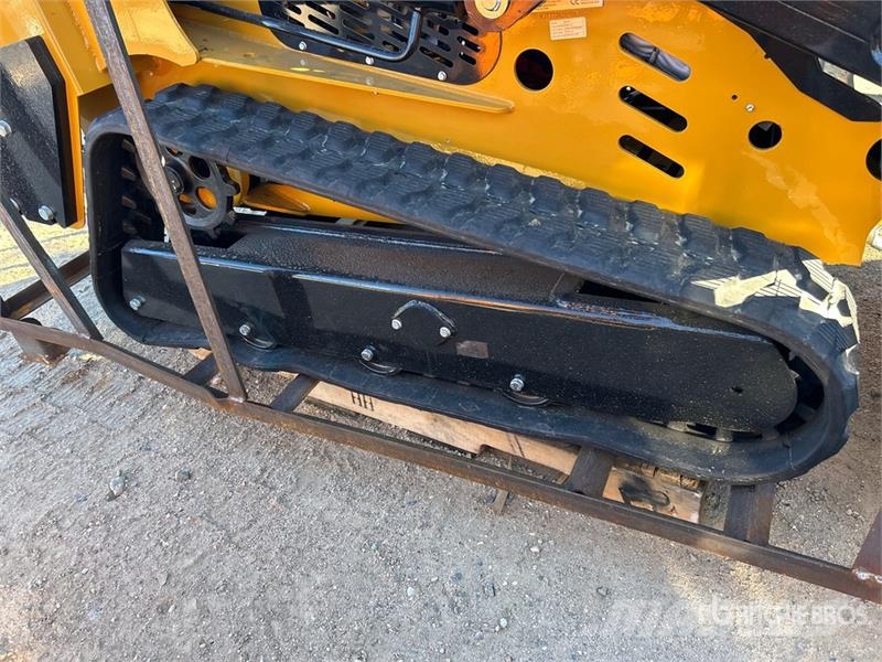 CFG KJT27 Mini Compact Track Loader (Unused) لوادر انزلاقية التوجيه