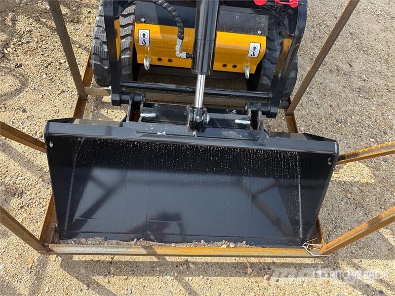 CFG KJT27 Mini Compact Track Loader (Unused) Kompaktlader