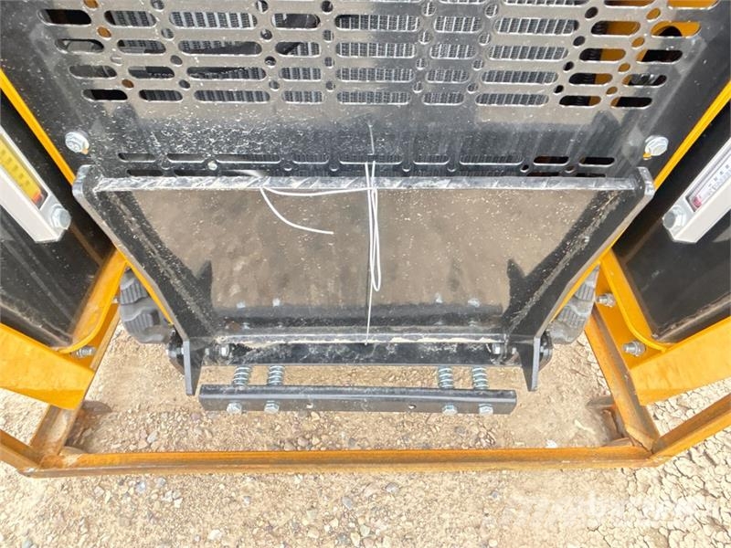 CFG KJT27 Mini Compact Track Loader (Unused) 滑移装载机