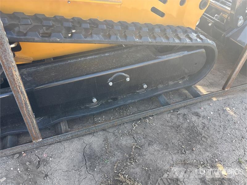 CFG KJT27 Mini Compact Track Loader (Unused) Skid steer loaders