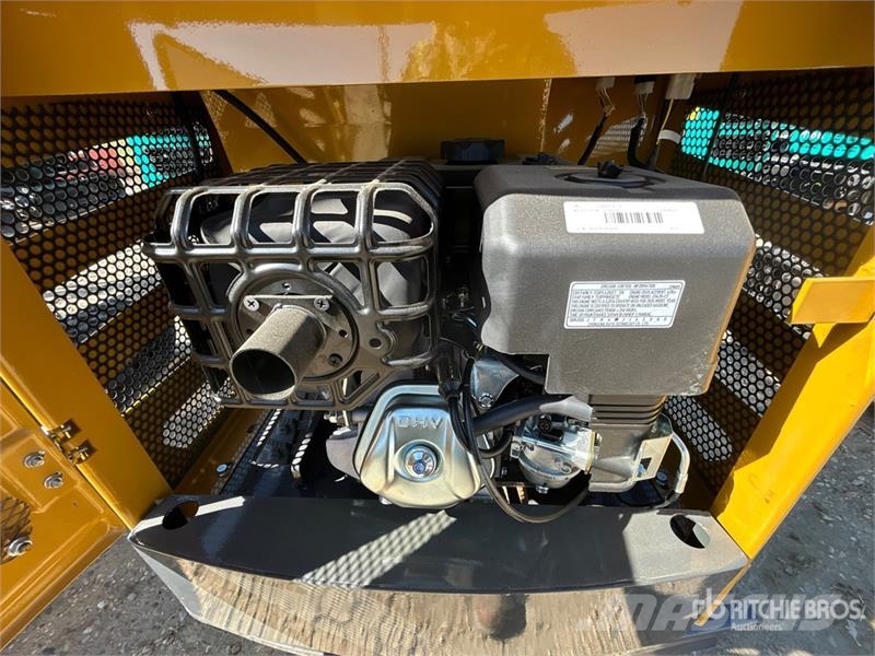 CFG MX12R Mini Excavator (Unused) Mini excavadoras < 7t