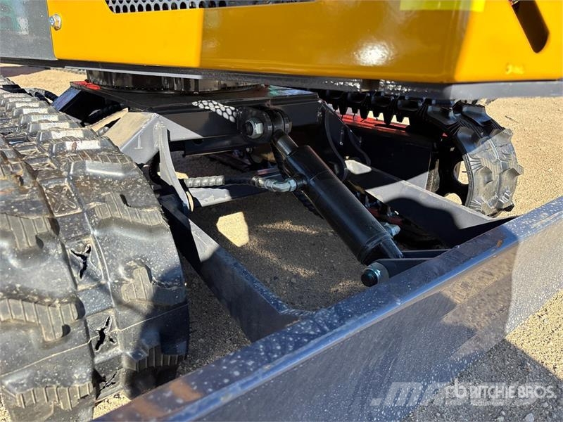 CFG MX12R Mini Excavator (Unused) Mini kotrók < 7t