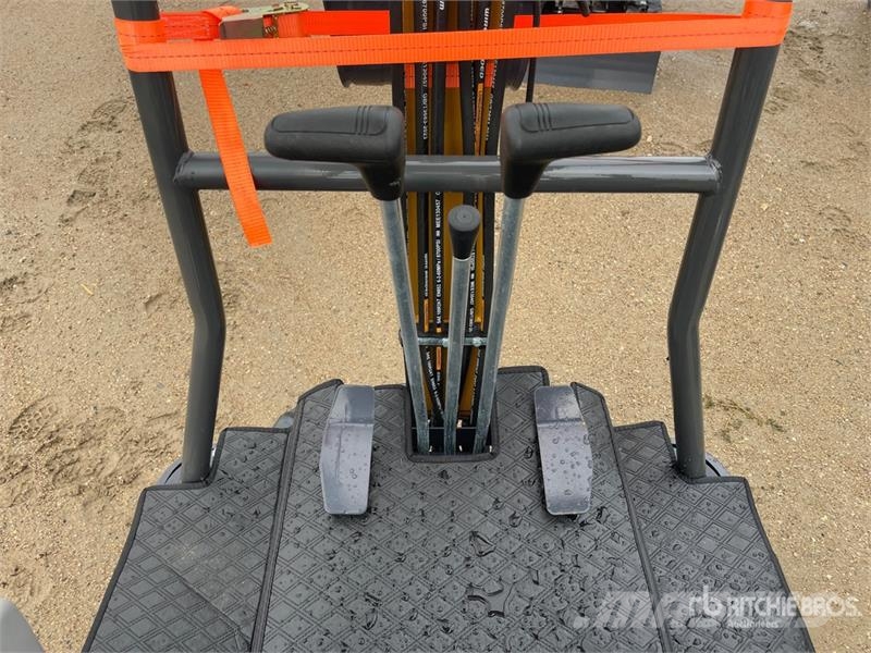 CFG MX15RX Mini Excavator (Unused) Miniescavatori
