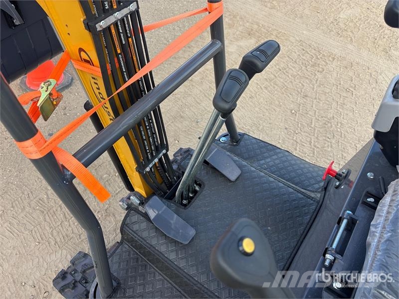 CFG MX15RX Mini Excavator (Unused) Mini kotrók < 7t