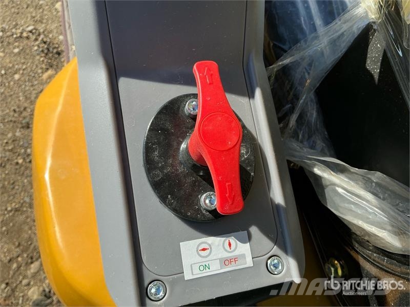 CFG QK18R Mini Excavator (Unused) Minigrävare < 7t