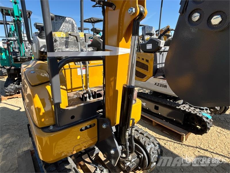 CFG QK18R Mini Excavator (Unused) Mini excavadoras < 7t