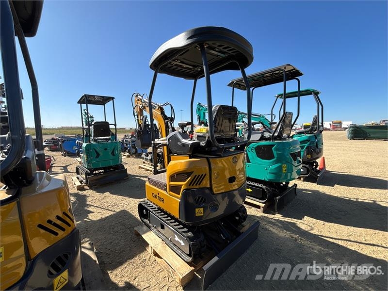 CFG QK18R Mini Excavator (Unused) Mini excavadoras < 7t
