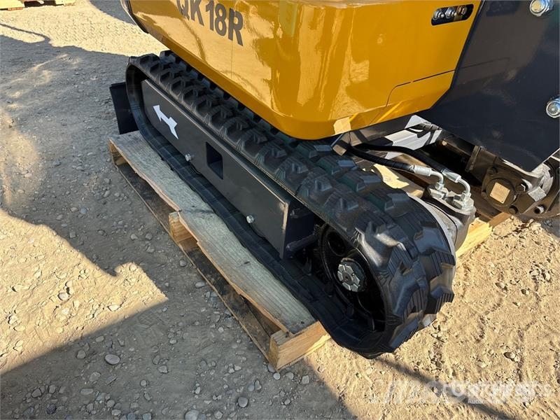 CFG QK18R Mini Excavator (Unused) Mini excavadoras < 7t