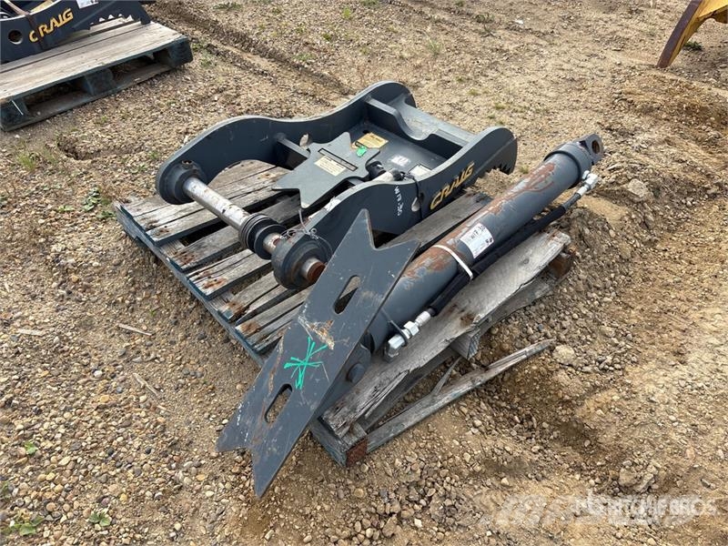  CG DLTHMB138 Hydraulic Excavator Thumb 挖斗