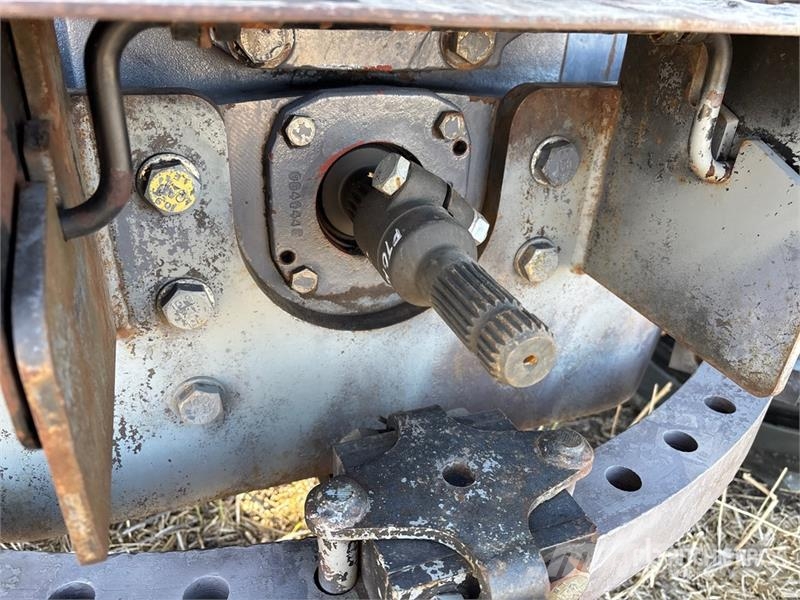 Challenger CH45 Track Tractor الجرارات