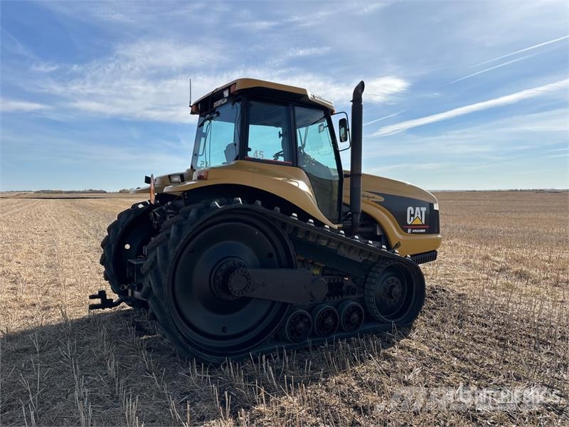 Challenger CH45 Track Tractor الجرارات