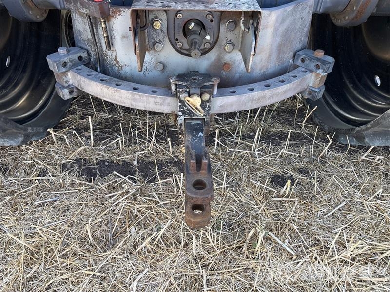 Challenger CH45 Track Tractor الجرارات