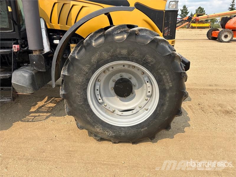Challenger MT525B 4WD Tractor Traktorok