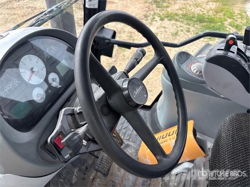 Challenger MT525B 4WD Tractor Tractoren