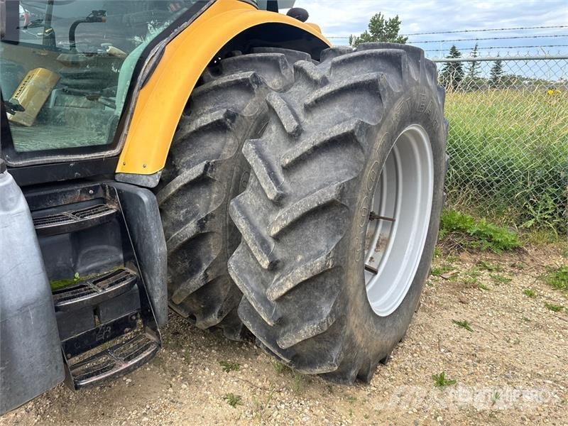 Challenger MT525B 4WD Tractor Tractoren
