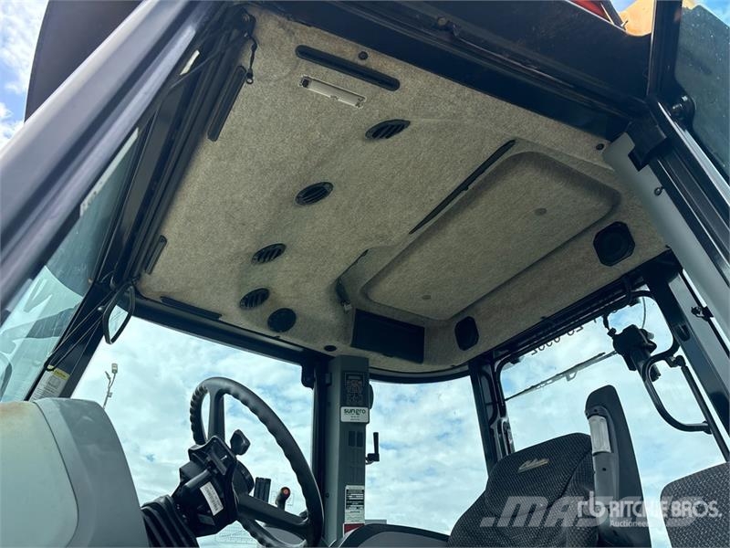 Challenger MT525B 4WD Tractor Tractoren