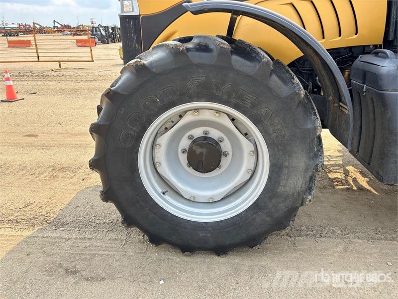 Challenger MT525B 4WD Tractor Traktorok