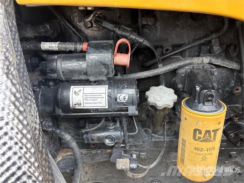 Challenger MT525B 4WD Tractor Traktorok