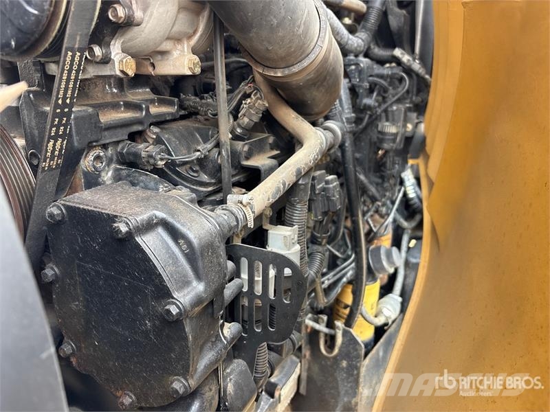 Challenger MT525B 4WD Tractor Traktorok