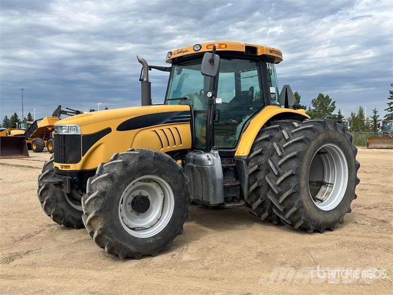 Challenger MT525B 4WD Tractor Tractoren