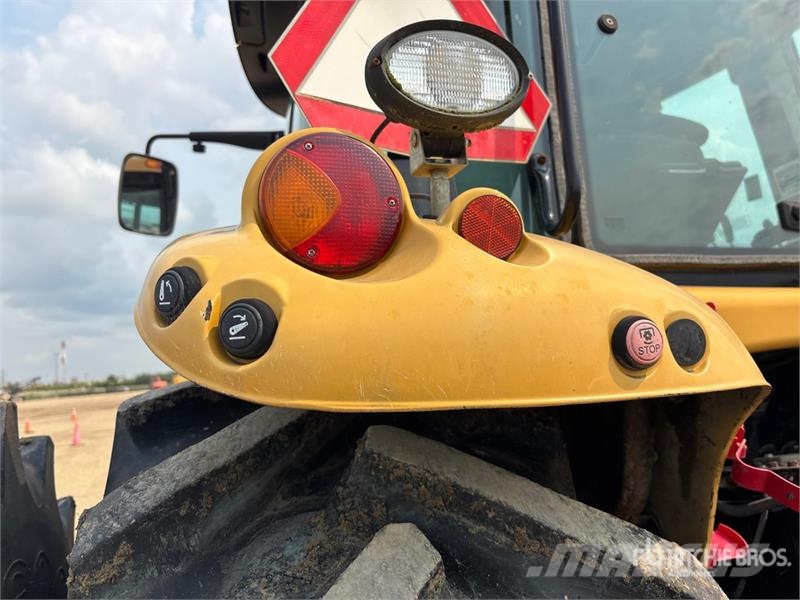 Challenger MT525B 4WD Tractor Traktorok