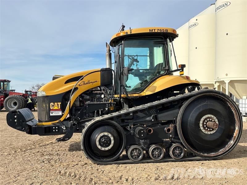 Challenger MT765B Traktori