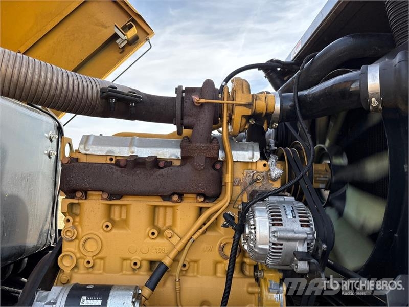 Challenger SP115B Рядкові жатки
