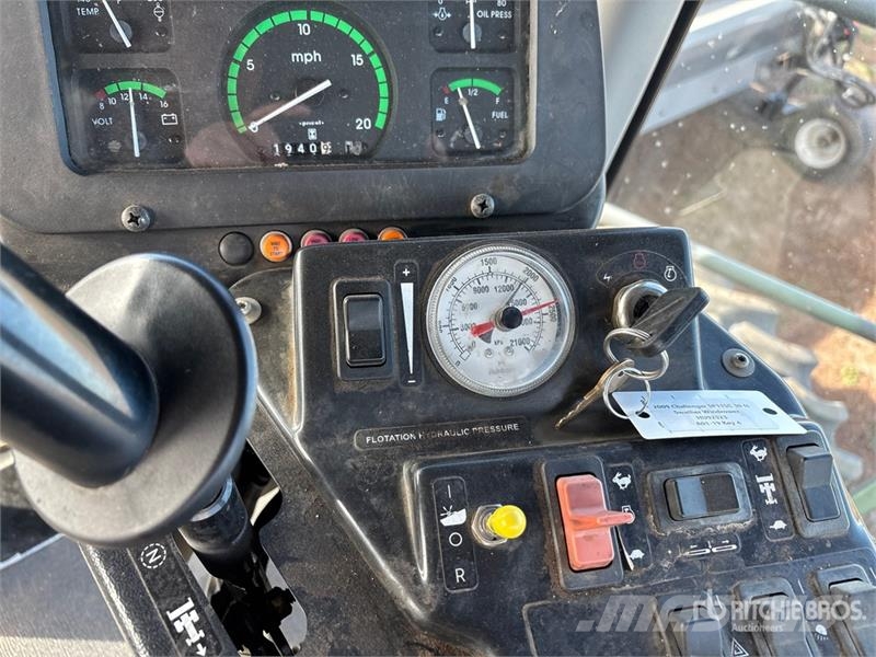 Challenger SP115C 30 ft Swather Windrower Zgrabljalniki