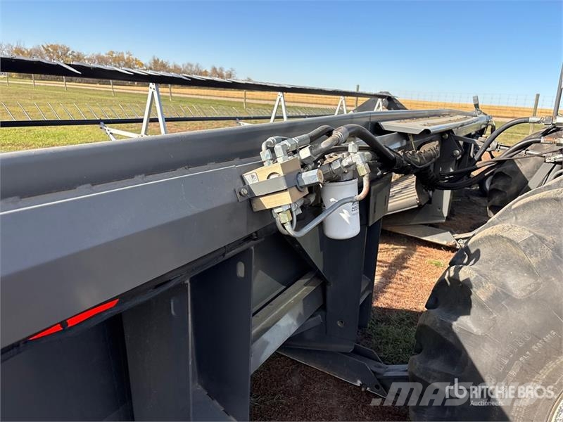 Challenger SP115C 30 ft Swather Windrower Zgrabljalniki
