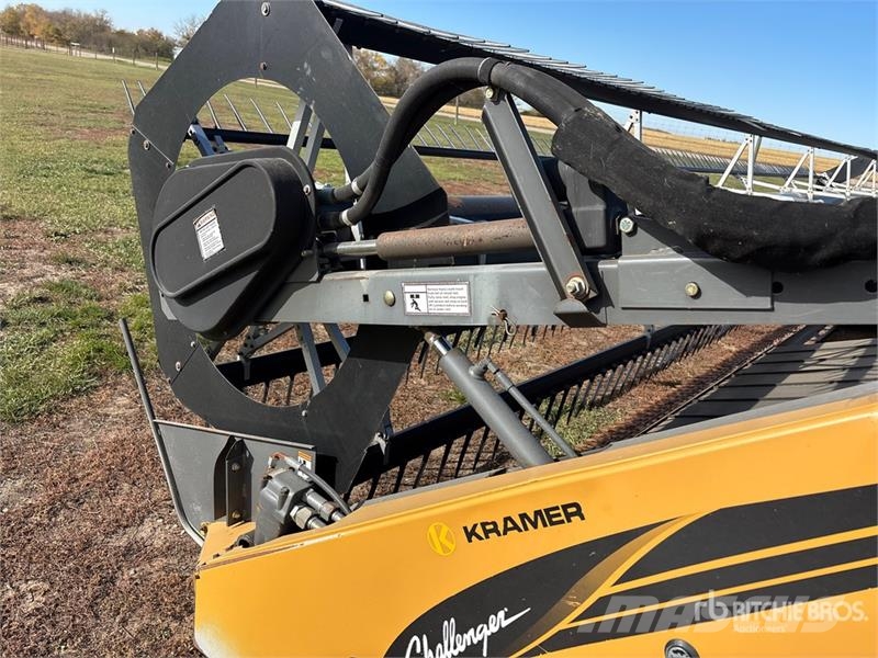 Challenger SP115C 30 ft Swather Windrower Zgrabljalniki