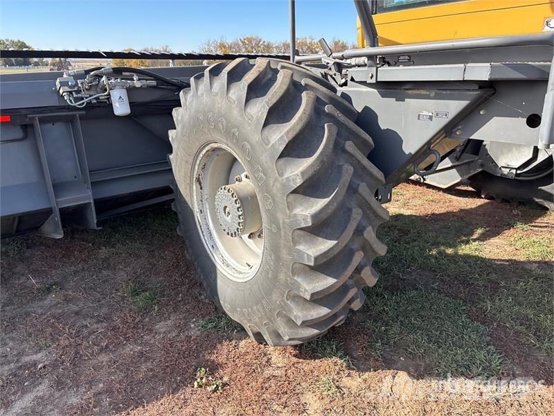 Challenger SP115C 30 ft Swather Windrower Zgrabljalniki