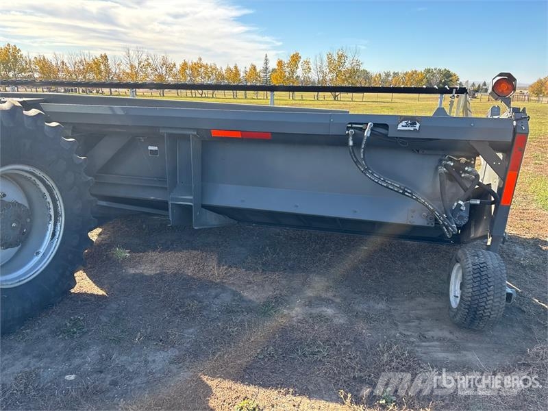 Challenger SP115C 30 ft Swather Windrower Zgrabljalniki