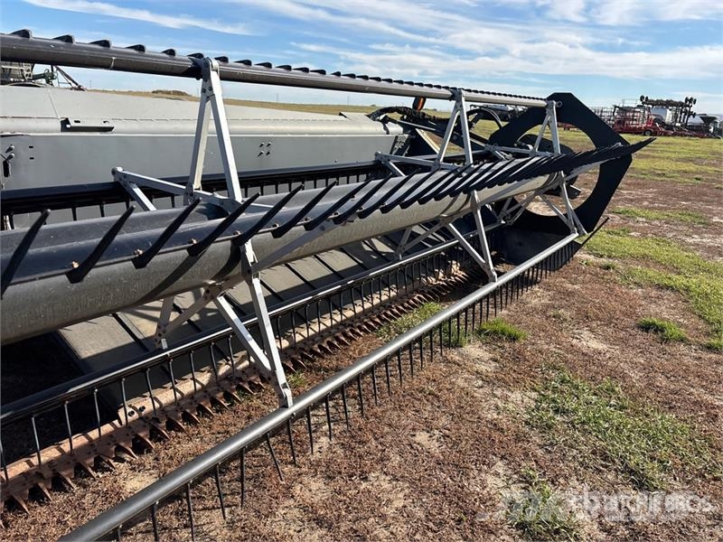 Challenger SP115C 30 ft Swather Windrower Zgrabljalniki
