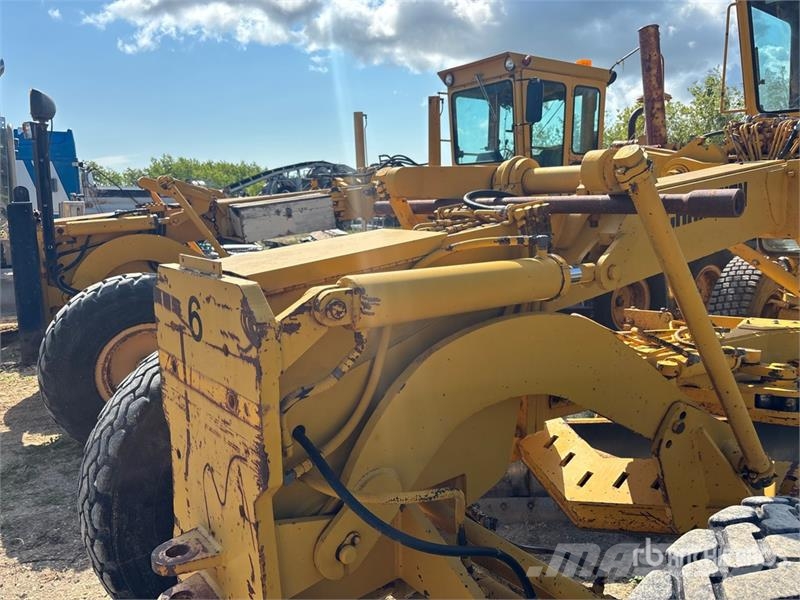 Champion 720 Motor Grader Väghyvlar