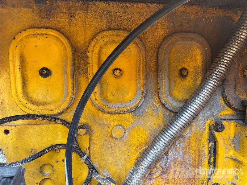 Champion 720 Motor Grader Väghyvlar