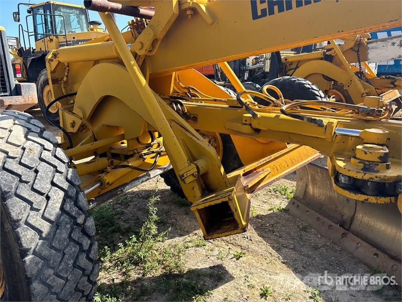 Champion 720 Motor Grader Väghyvlar