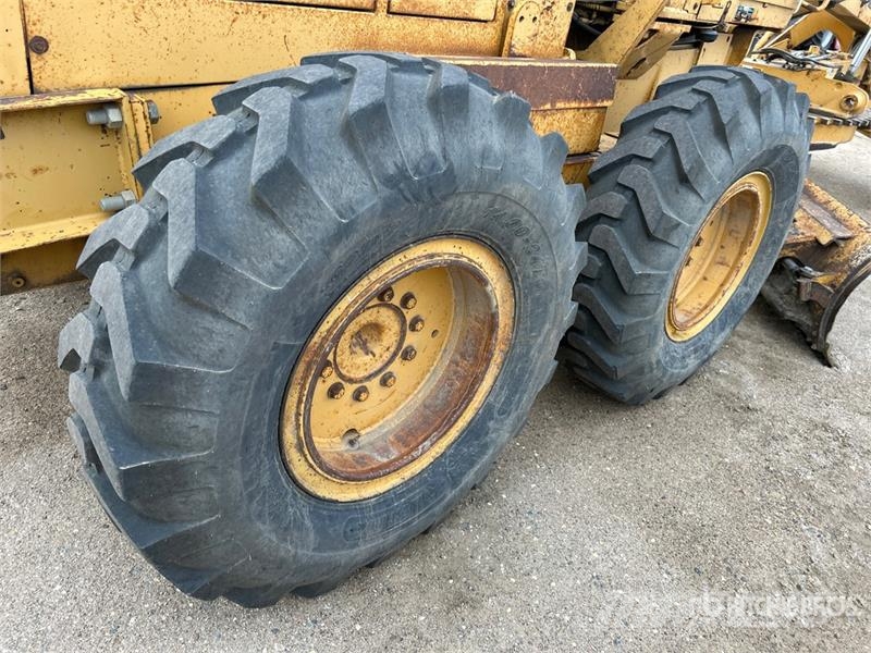 Champion 730A Motor Grader Niveleuse