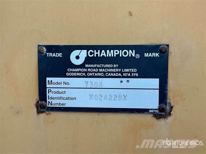 Champion 730A Motor Grader Niveleuse