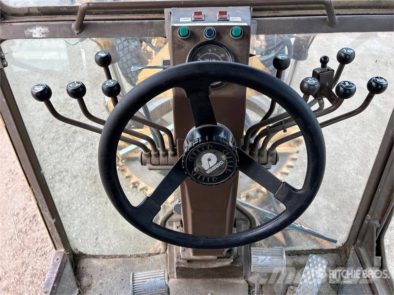Champion 730A Motor Grader Niveleuse