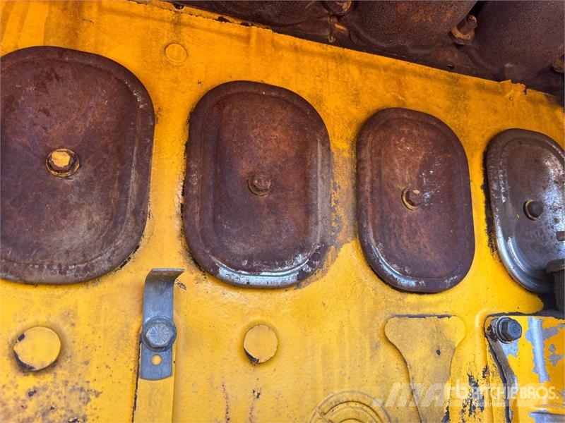 Champion 740 Motor Grader Väghyvlar