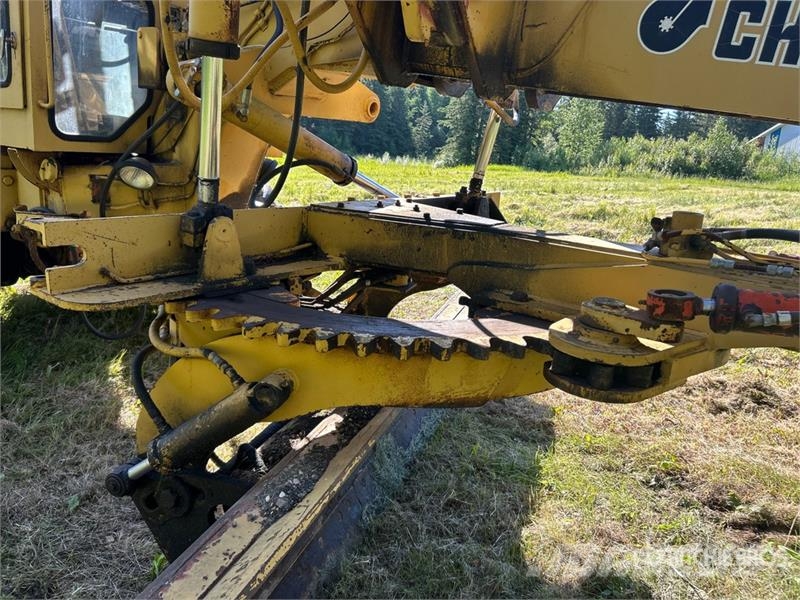 Champion 740 Motor Grader Väghyvlar
