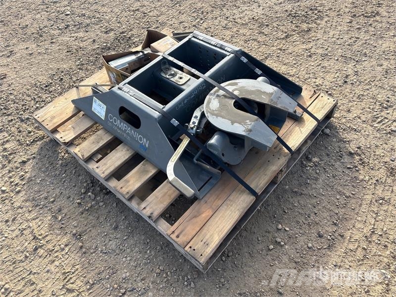 Champion Fifth Wheel مكونات أخرى