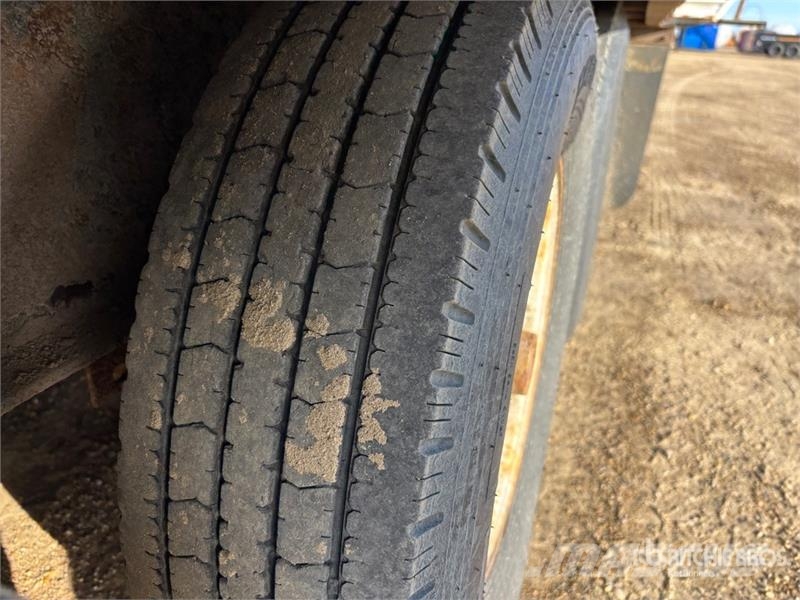  Charger GHB218 36 ft Tri/A Gooseneck Equipment Tra مقطورات مركبات نقل