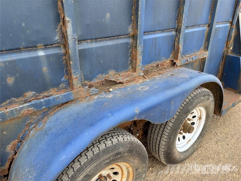 Charmac 12 ft T/A Horse Trailer مقطورات نقل الحيوانات